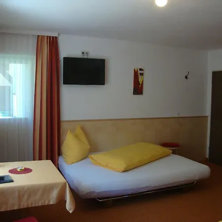 Haus Sonnschein Отель типа 