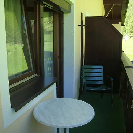Haus Sonnschein 4* Зёльден