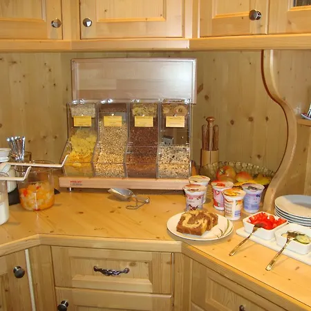 Haus Sonnschein Bed & Breakfast Sölden