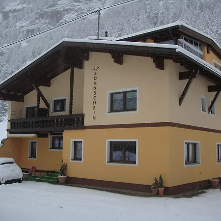 Haus Sonnschein Bed and breakfast 4*
