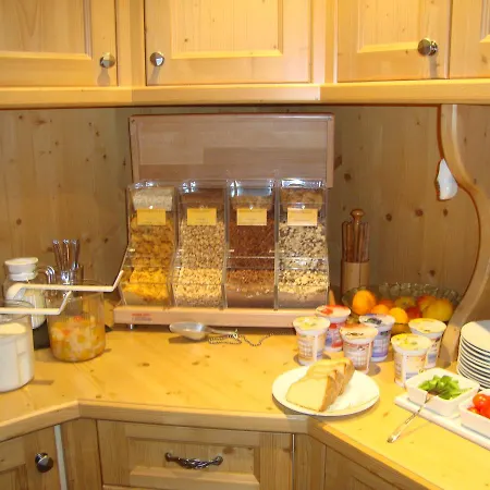 Haus Sonnschein Bed & Breakfast