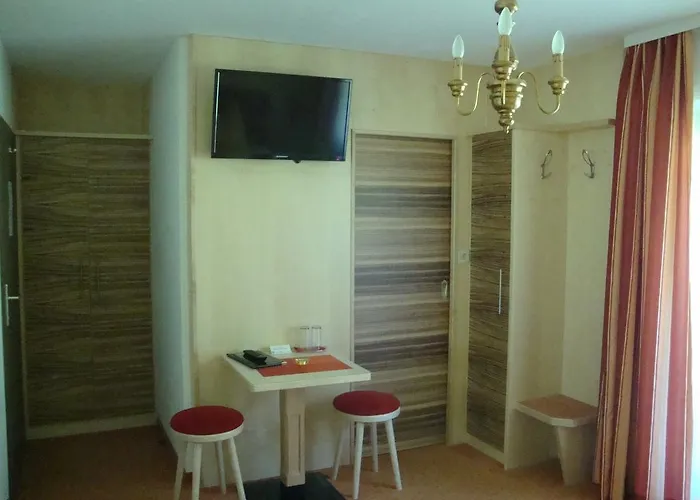 Bed and breakfast Haus Sonnschein 4*